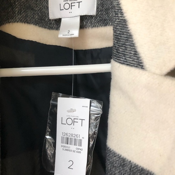 NWT Loft  Blazer - Picture 3 of 5